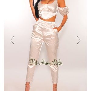 Hot Miami Styles 2 piece cream set. Never worn!